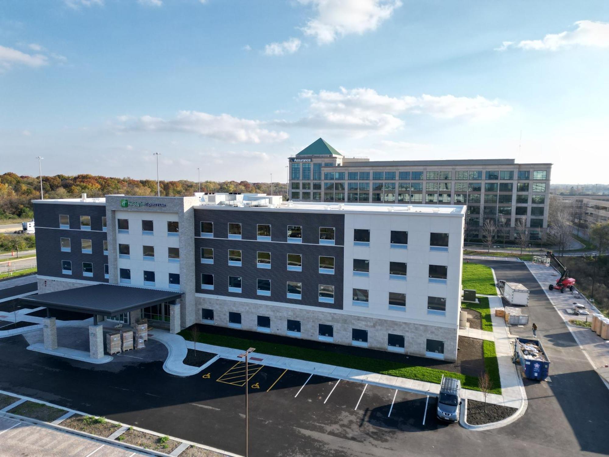 Holiday Inn Express & Suites Chicago Schaumburg By Ihg מראה חיצוני תמונה