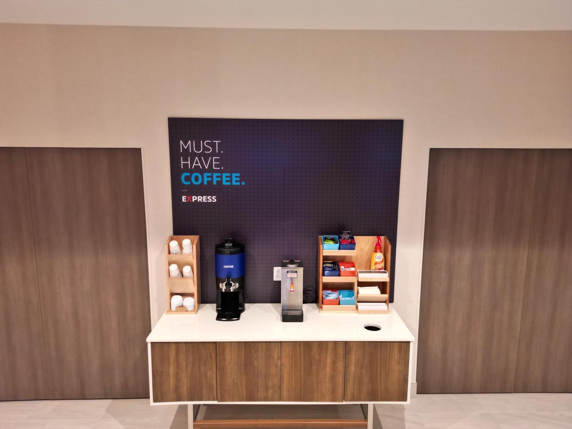 Holiday Inn Express & Suites Chicago Schaumburg By Ihg מראה חיצוני תמונה