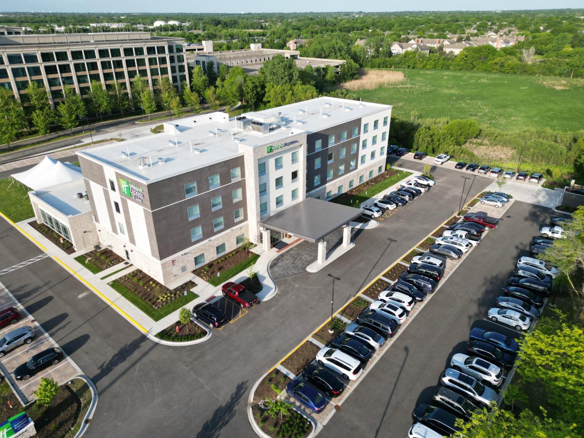 Holiday Inn Express & Suites Chicago Schaumburg By Ihg מראה חיצוני תמונה
