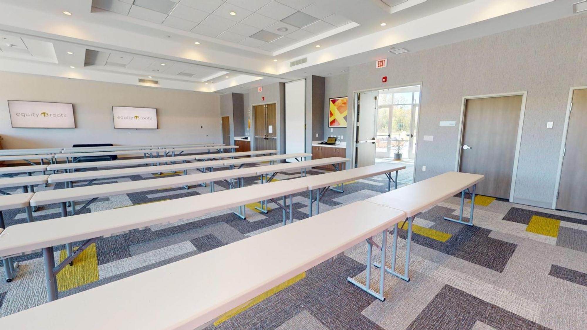 Holiday Inn Express & Suites Chicago Schaumburg By Ihg מראה חיצוני תמונה