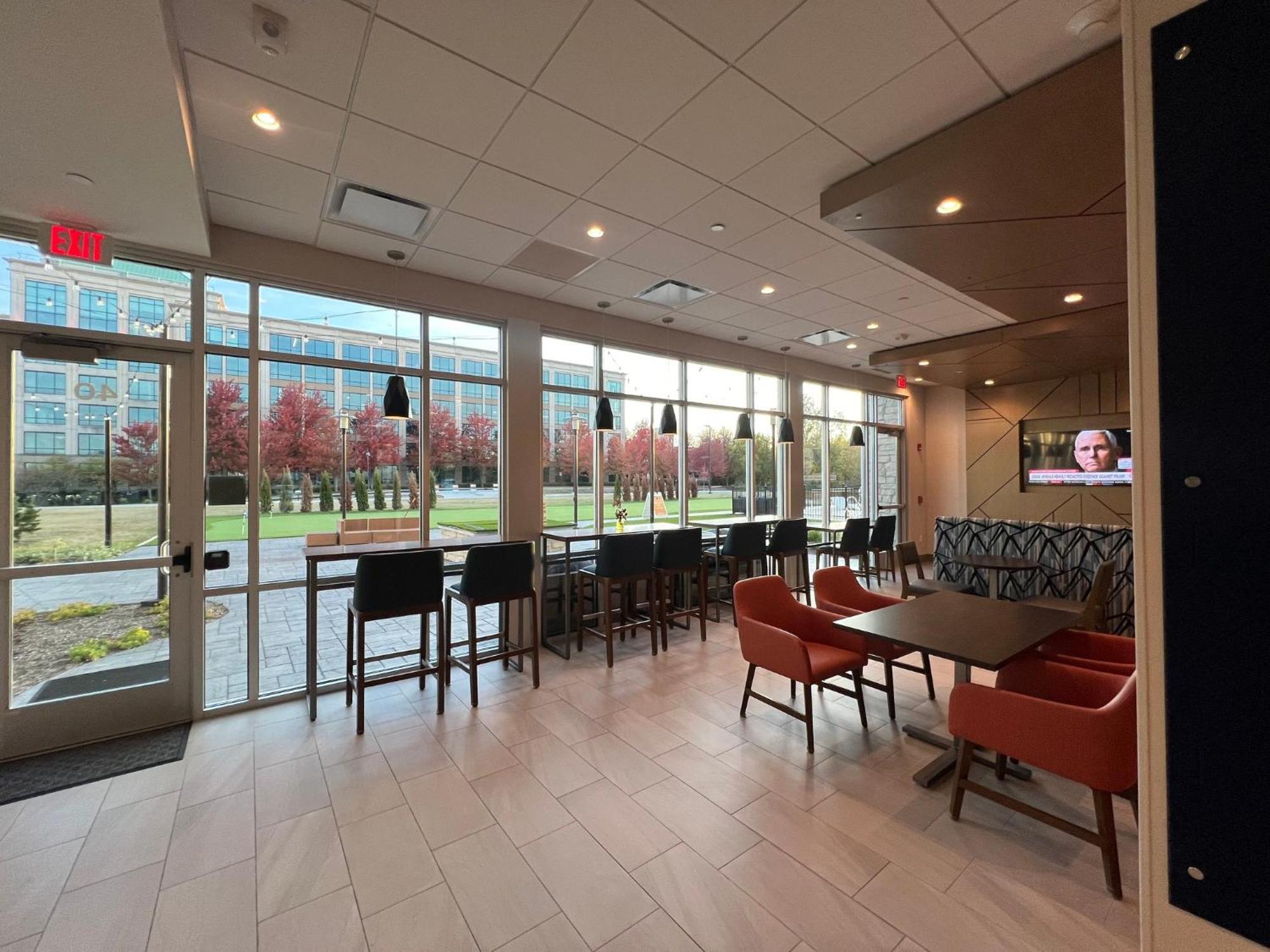 Holiday Inn Express & Suites Chicago Schaumburg By Ihg מראה חיצוני תמונה